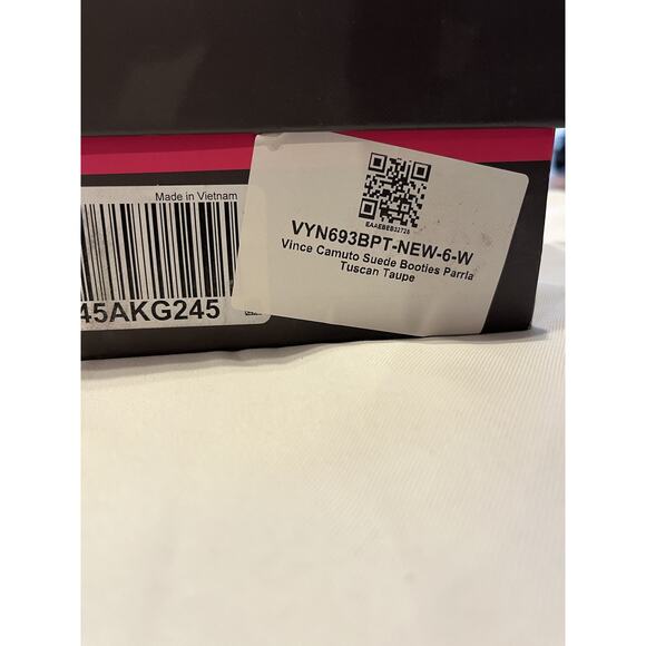 Vince Camuto Booties Womens Size 6W Tuscan Taupe Suede Parrla Cutout Ankle Boots - Picture 2 of 13